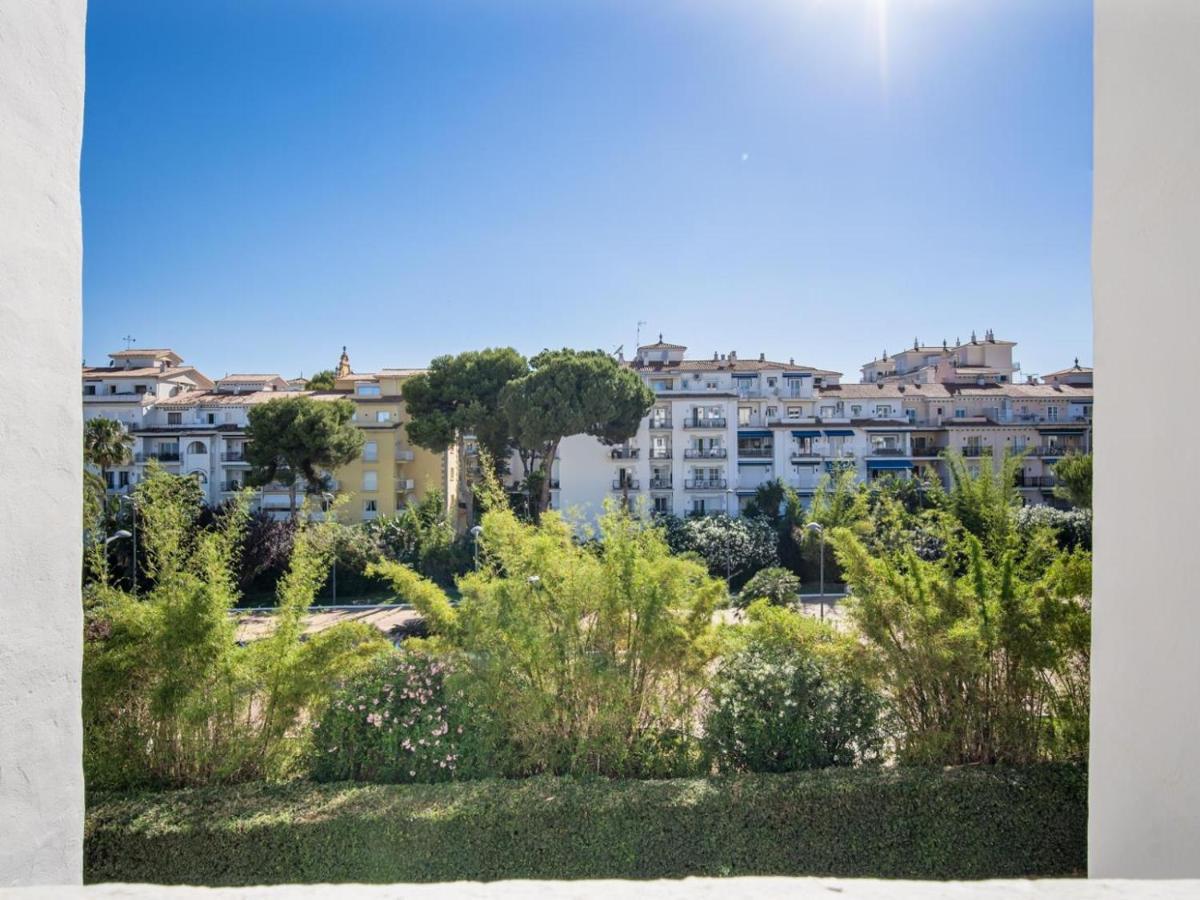 Apartamento De 2 Dormitorios En Playas Del Duque Marbella Kültér fotó