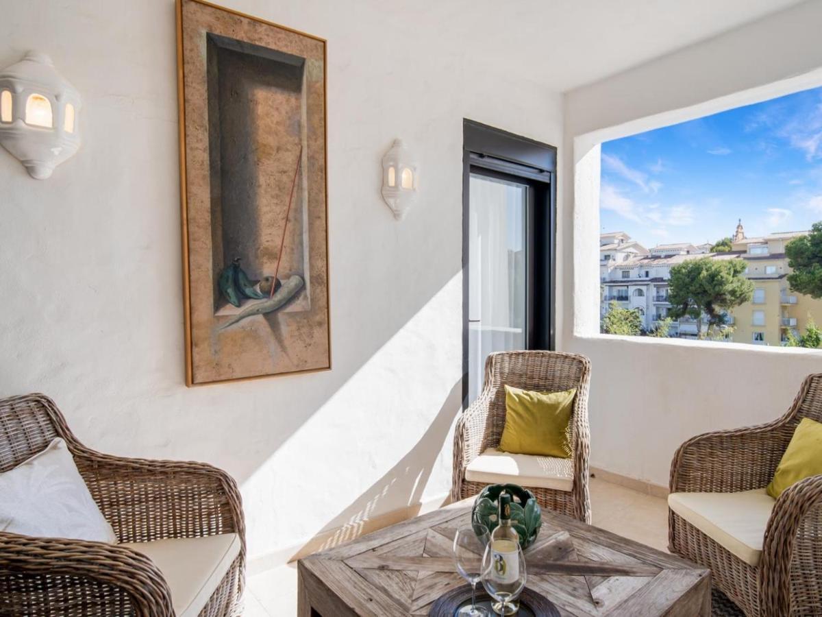 Apartamento De 2 Dormitorios En Playas Del Duque Marbella Kültér fotó