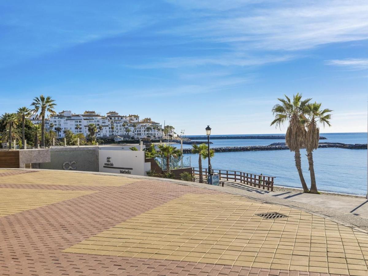 Apartamento De 2 Dormitorios En Playas Del Duque Marbella Kültér fotó