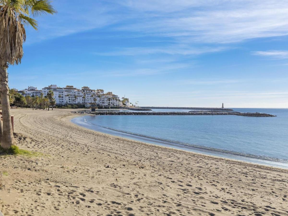 Apartamento De 2 Dormitorios En Playas Del Duque Marbella Kültér fotó