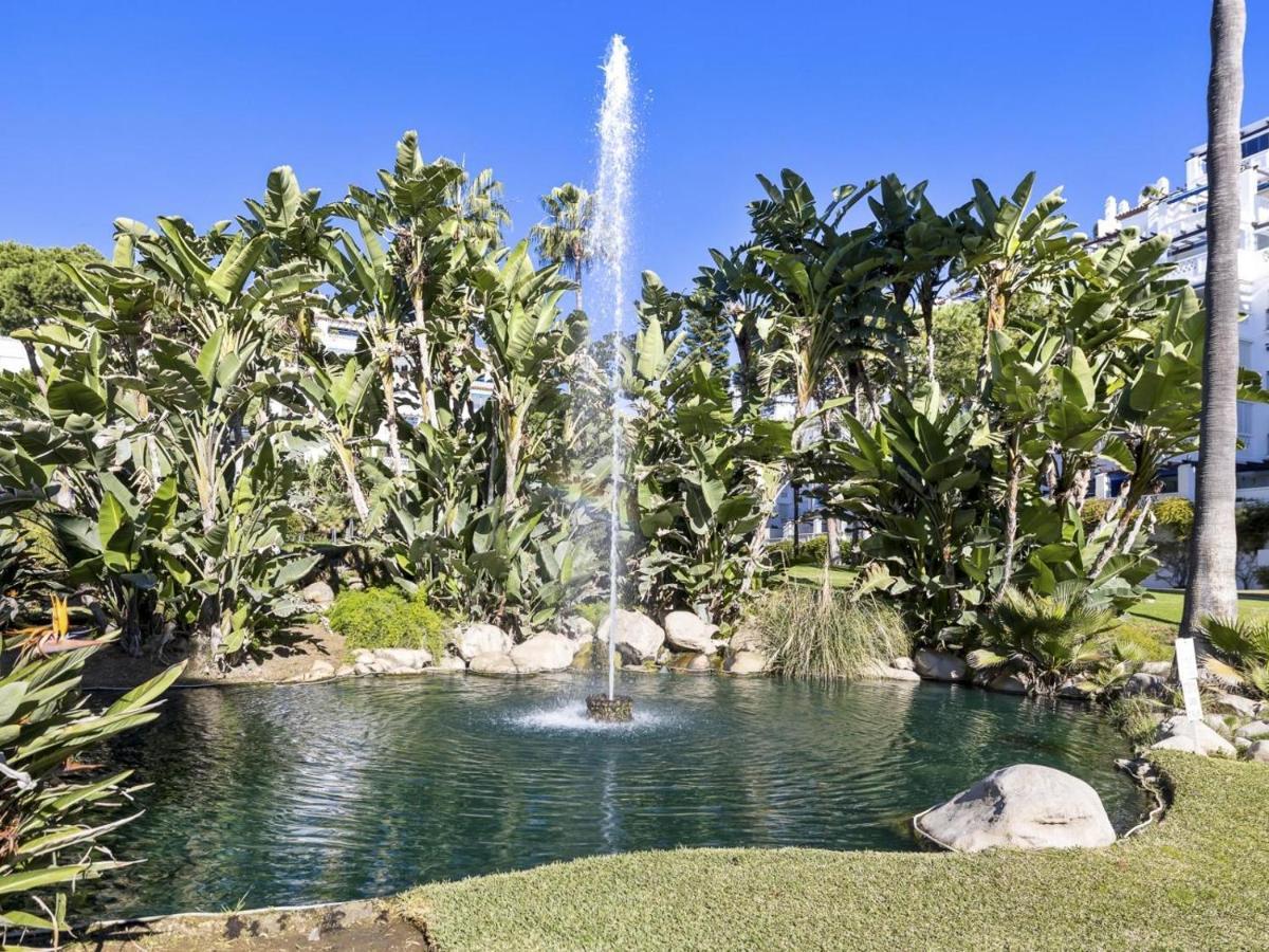 Apartamento De 2 Dormitorios En Playas Del Duque Marbella Kültér fotó